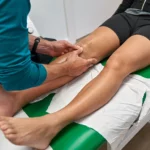 Treating-Knee-Injury-Of-A-Woman-thumbnaill-732x549