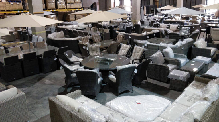 Unsold Outdoor Furniture Are Now Distributed For Almost Nothing - It's Absolutely Crazy (Look Inside)
