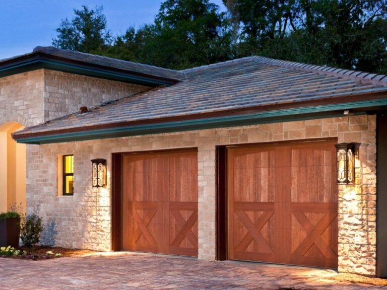 Pare de consertar portas de garagem antigas e obtenha esta incrível porta de garagem de luxo por um preço ridiculamente barato!